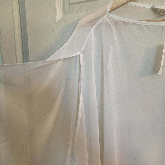 RW&Co. White - Sheer Pullover Shawl -NWT - Picture 2 of 5